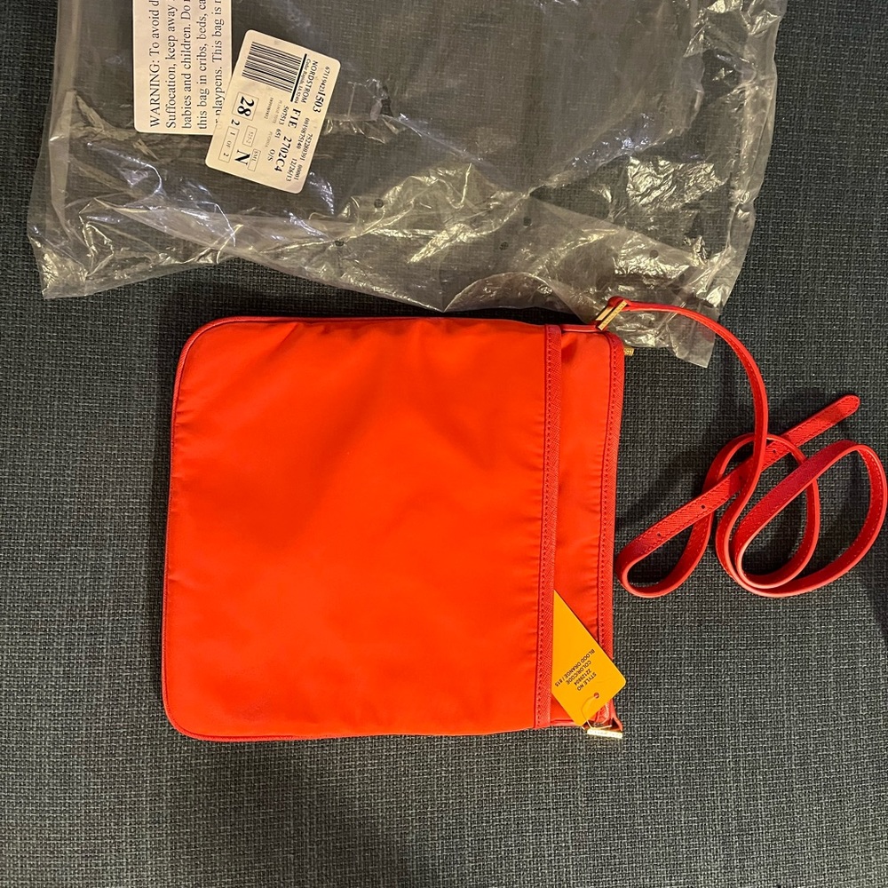 Tory Burch Billie Swingpack Crossbody orange Bag